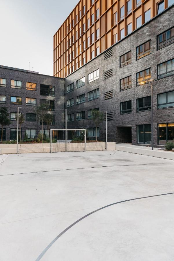 For Students Studying In Barcelona Only - Stunning Spacious Studios And Private Rooms At Pallars Student Accommodation Exteriör bild