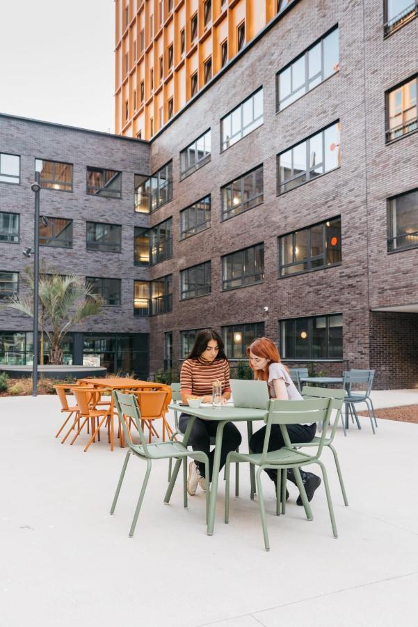 For Students Studying In Barcelona Only - Stunning Spacious Studios And Private Rooms At Pallars Student Accommodation Exteriör bild