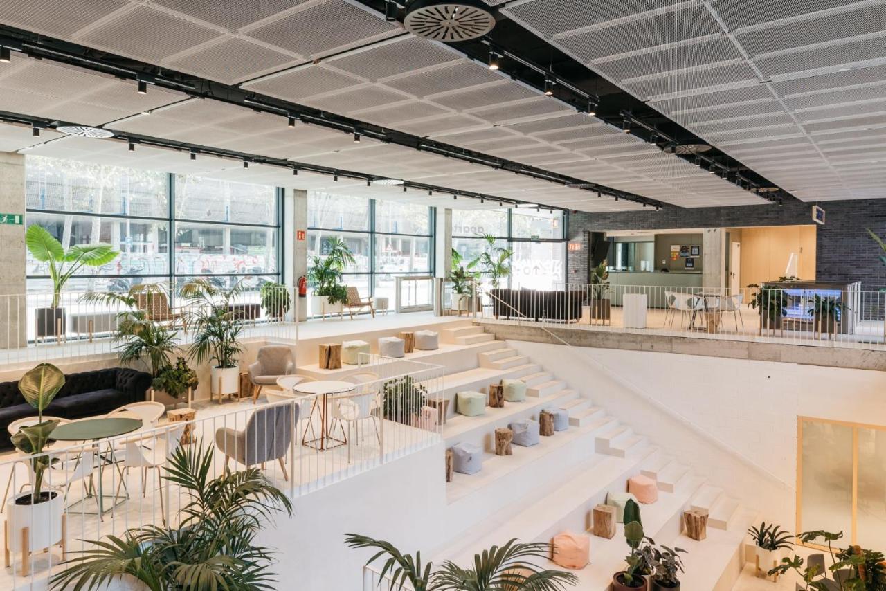 For Students Studying In Barcelona Only - Stunning Spacious Studios And Private Rooms At Pallars Student Accommodation Exteriör bild