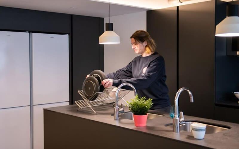 For Students Studying In Barcelona Only - Stunning Spacious Studios And Private Rooms At Pallars Student Accommodation Exteriör bild