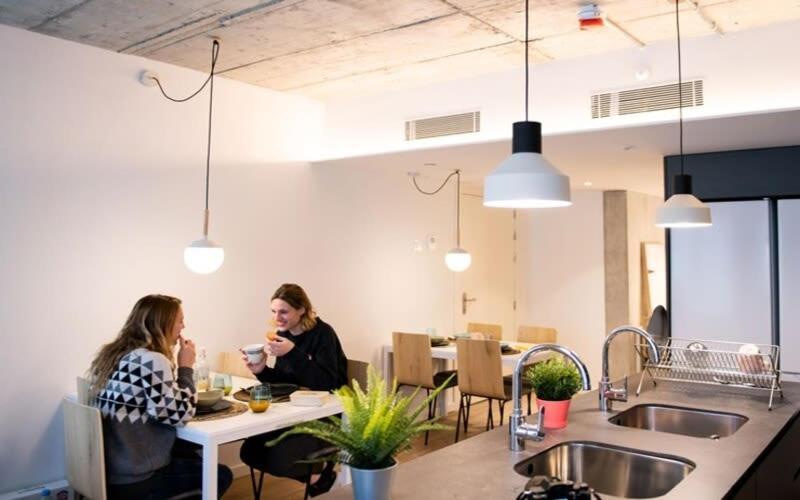 For Students Studying In Barcelona Only - Stunning Spacious Studios And Private Rooms At Pallars Student Accommodation Exteriör bild